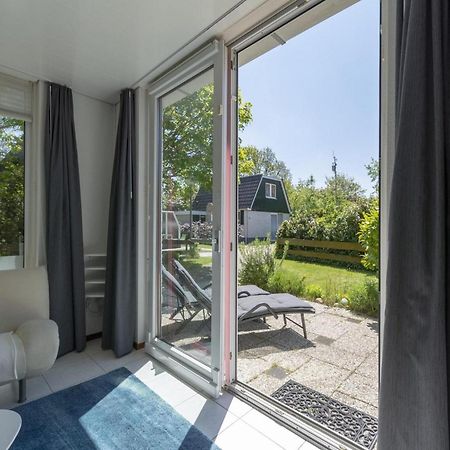 Holiday Home With Pool By The Sea Sint Maartensvlotbrug المظهر الخارجي الصورة