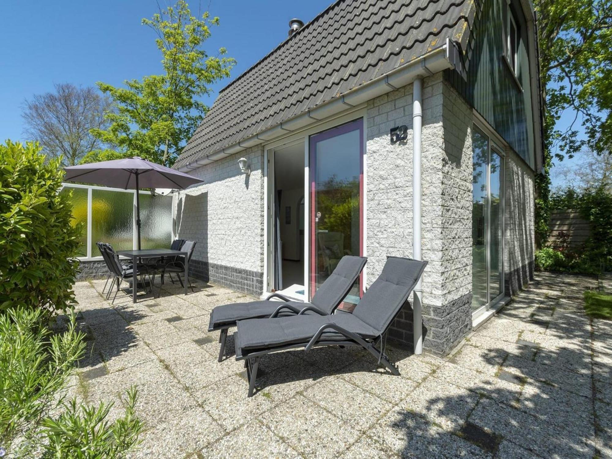 Holiday Home With Pool By The Sea Sint Maartensvlotbrug المظهر الخارجي الصورة